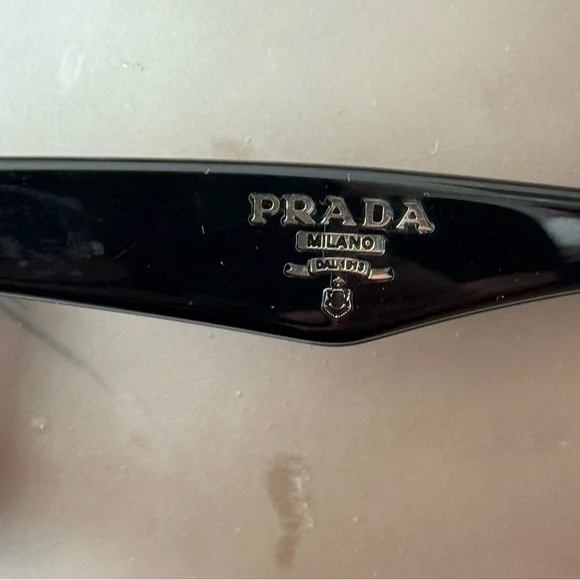 •Prada Black Havana-Tortoiseshell SPR20P Sunglasses